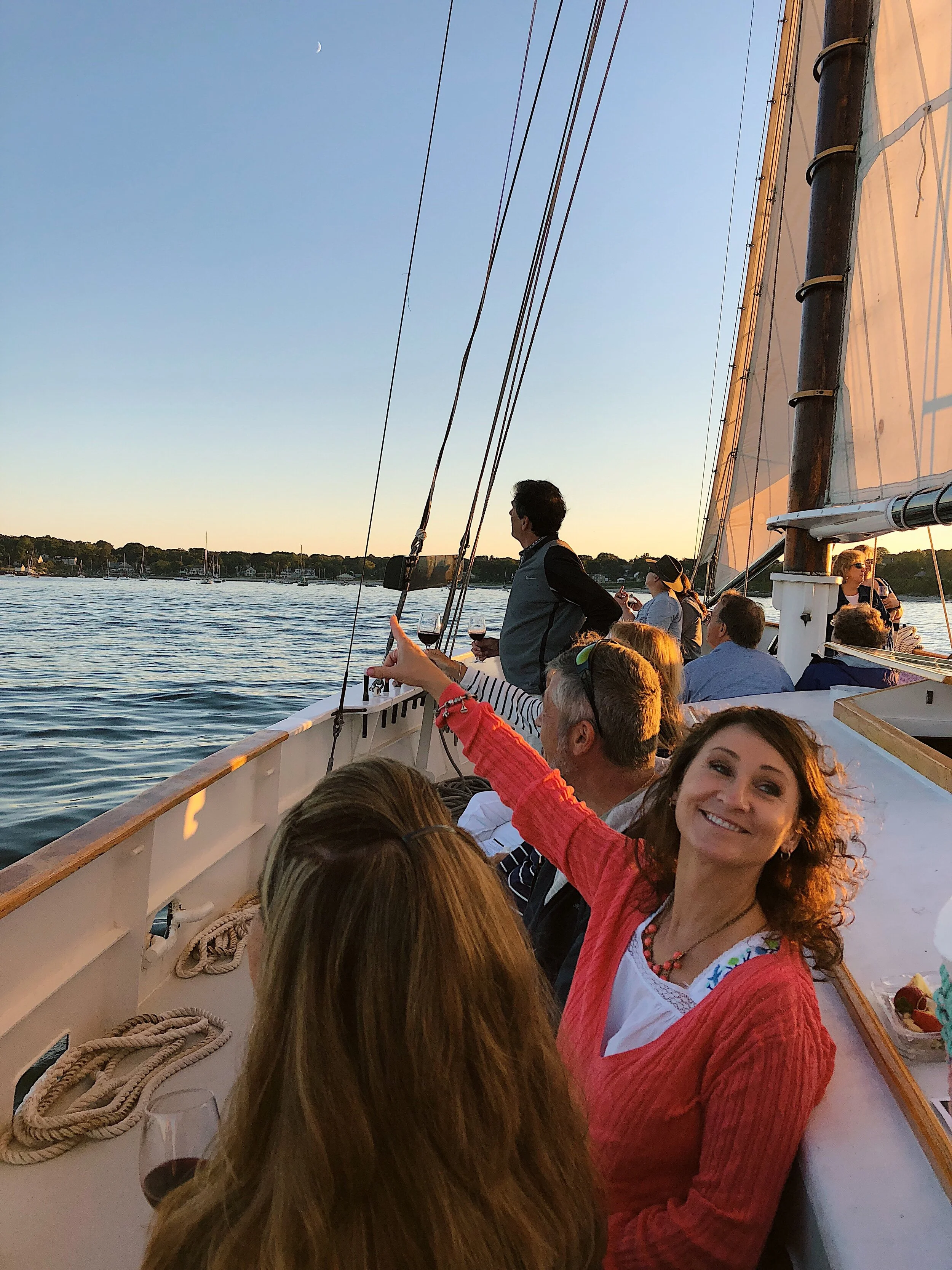 wine_wise_events_portland_maine_wine_sailwine_wise_events_portland_maine_wine_sailwine_sail_winewise_portlandmaine_pointing.jpg