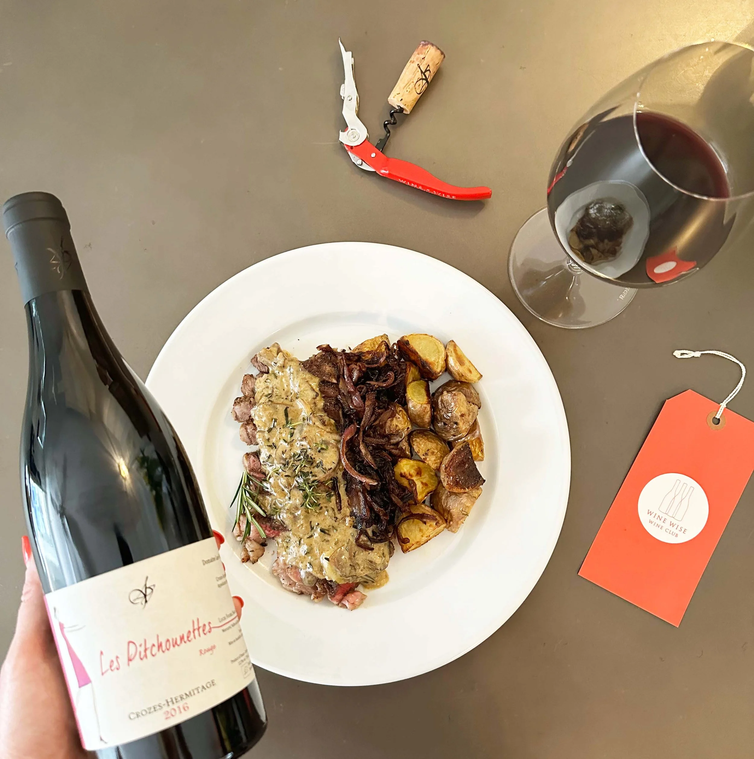 2016 Domaine Les 4 Vents, Pitchounettes, Crozes-Hermitage + Steak Au Poivre with Creamy Mushroom Sauce and Crispy Potatoes