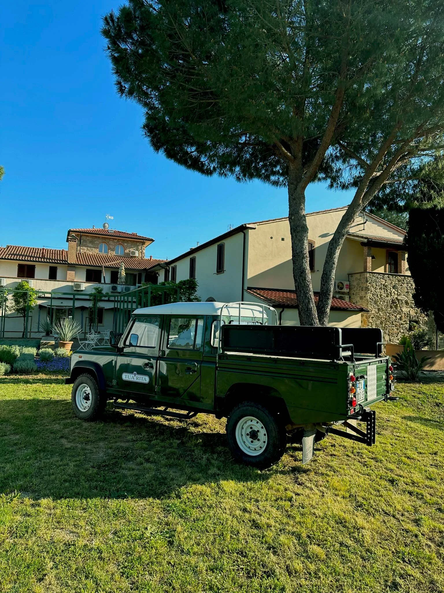 Tua rita car 01.jpg