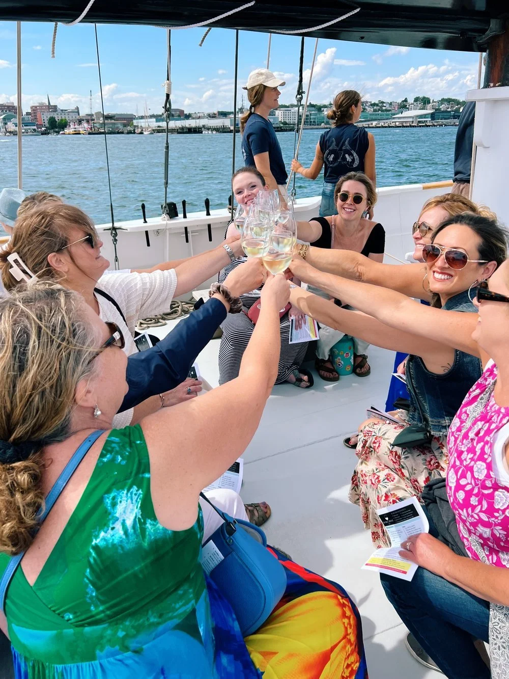 wine_wine_events_people_group_outing-1.jpg