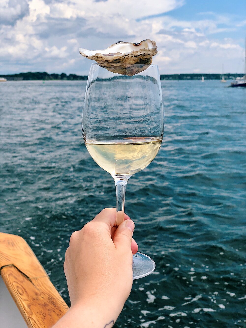 wine_wise_events_sail_portland_maine_oyster_white.jpg
