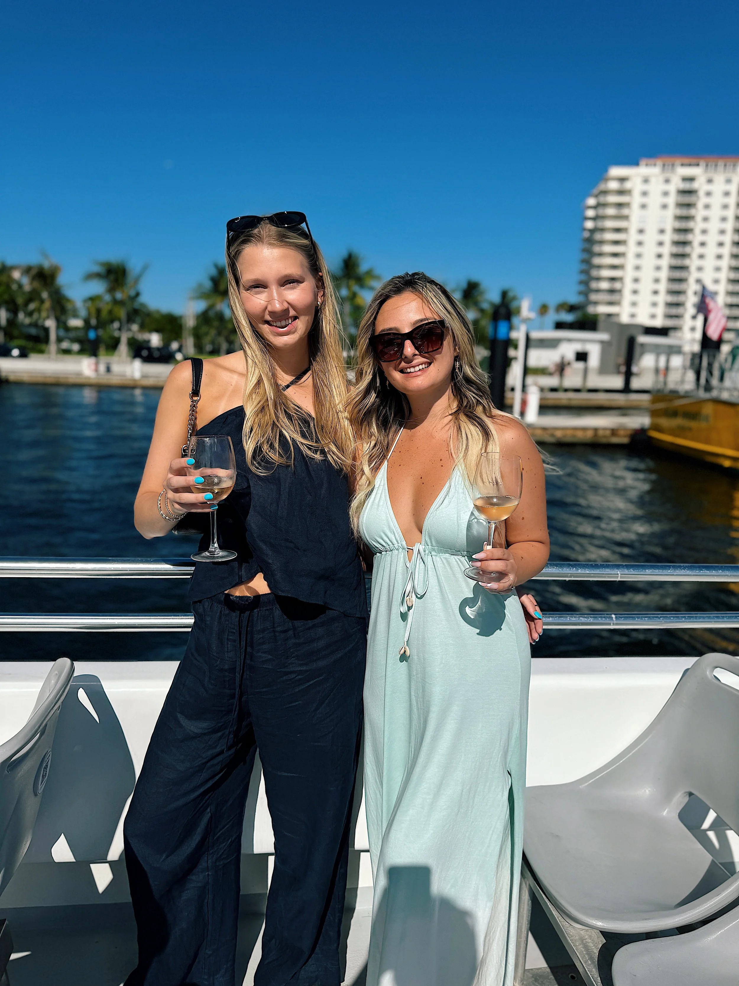 FTL_Wine_Wise_Cruises_Fort_Lauderdale_Florida_Whites_people_girls_06062026.jpg