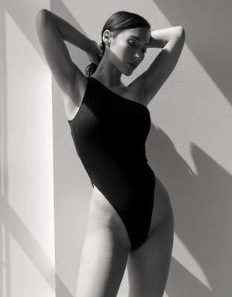 ALEXANDRA CLARK HAWAII MODEL #15.jpg
