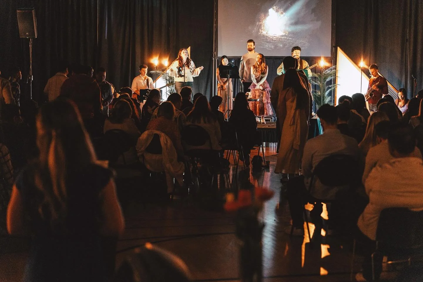 &ldquo;Let everything that has breath praise the Lord! Praise the Lord!&rdquo;
‭‭Psalm‬ ‭150‬:‭6‬ ‭ESV‬‬

See you Sunday! 🌲
-
#rootscc #seattle #seattlechurch #church #worship #sundayservice #praiseandworship