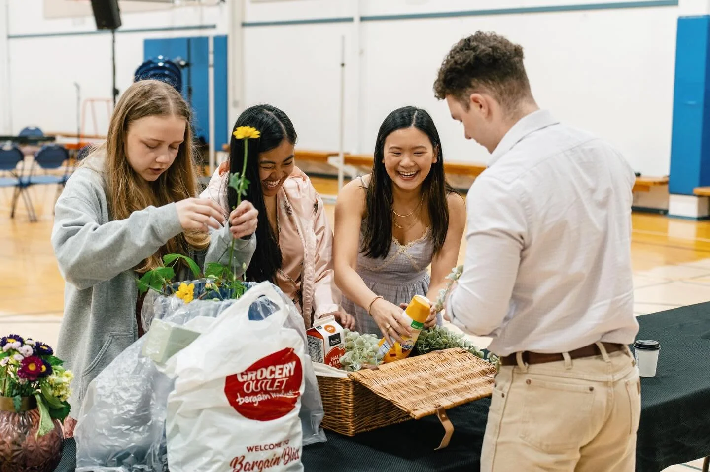 Hey! If you&rsquo;re new to Roots we wanted to invite you to our Welcome Lunch Tomorrow after our Sunday Gathering. We&rsquo;ll be meeting at 12:30pm in @zeeksravenna come learn about Roots, our vision &amp; beliefs, and different way to get involved