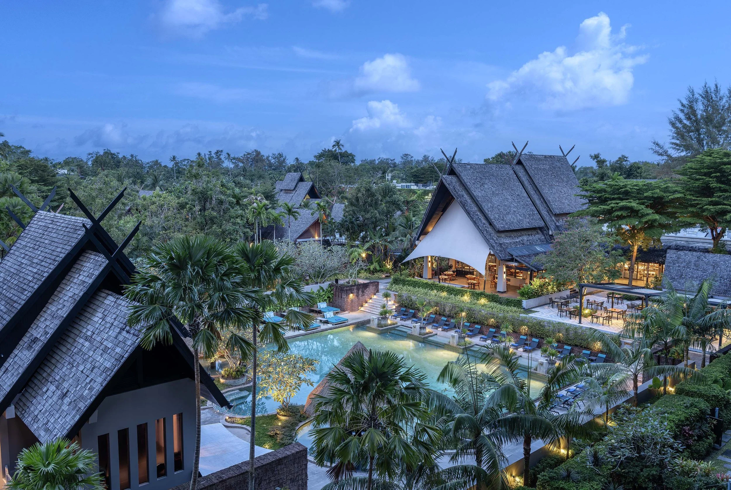 Resort Images South wing swimming pool.jpg