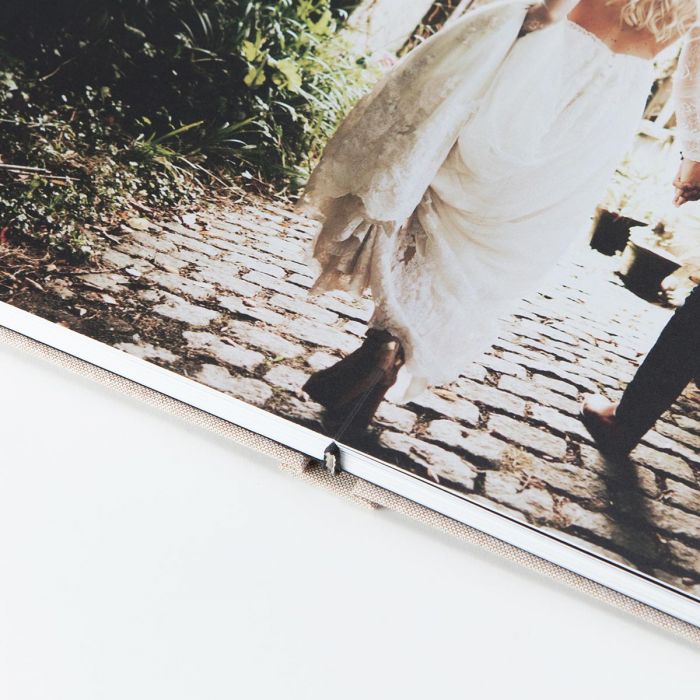 layflat-main02-couple-full-bleed-image_2x_1.jpg