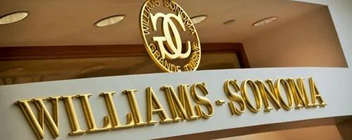 Williams_Sonoma_Logo_Store_Front_002_0514.jpg