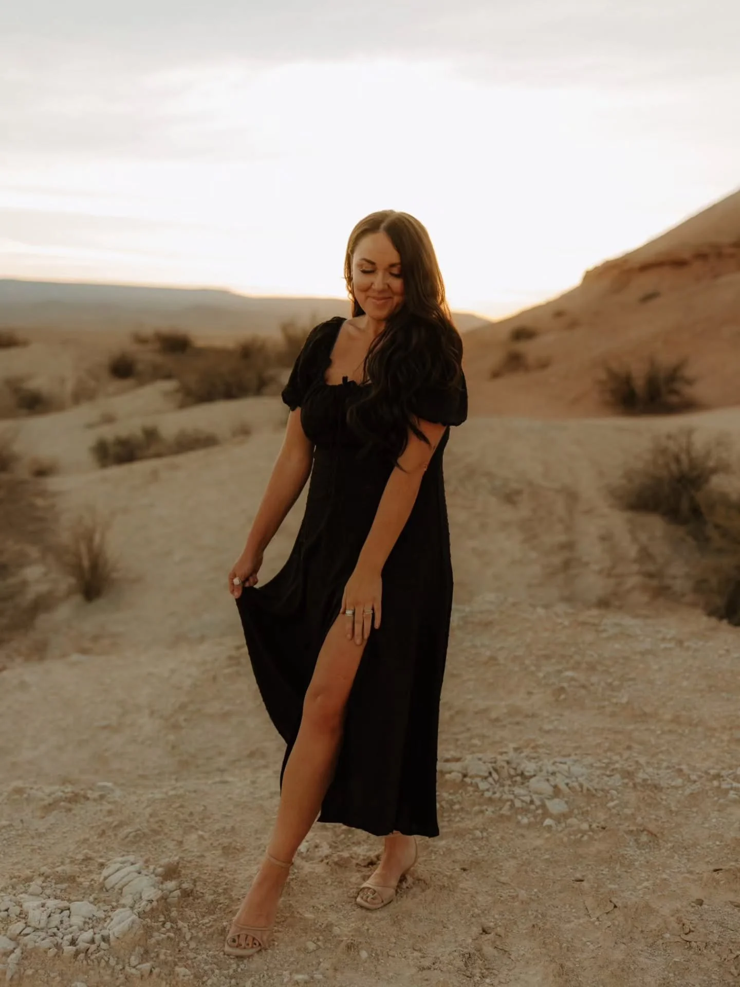 Hi, I&rsquo;m Whitt &mdash; photographer, storyteller, and mom to two wild little boys who teach me daily how fast time moves and why moments matter.📸🤘
I chase honest emotion, warm light, and the kind of memories you&rsquo;ll want to hold onto fore