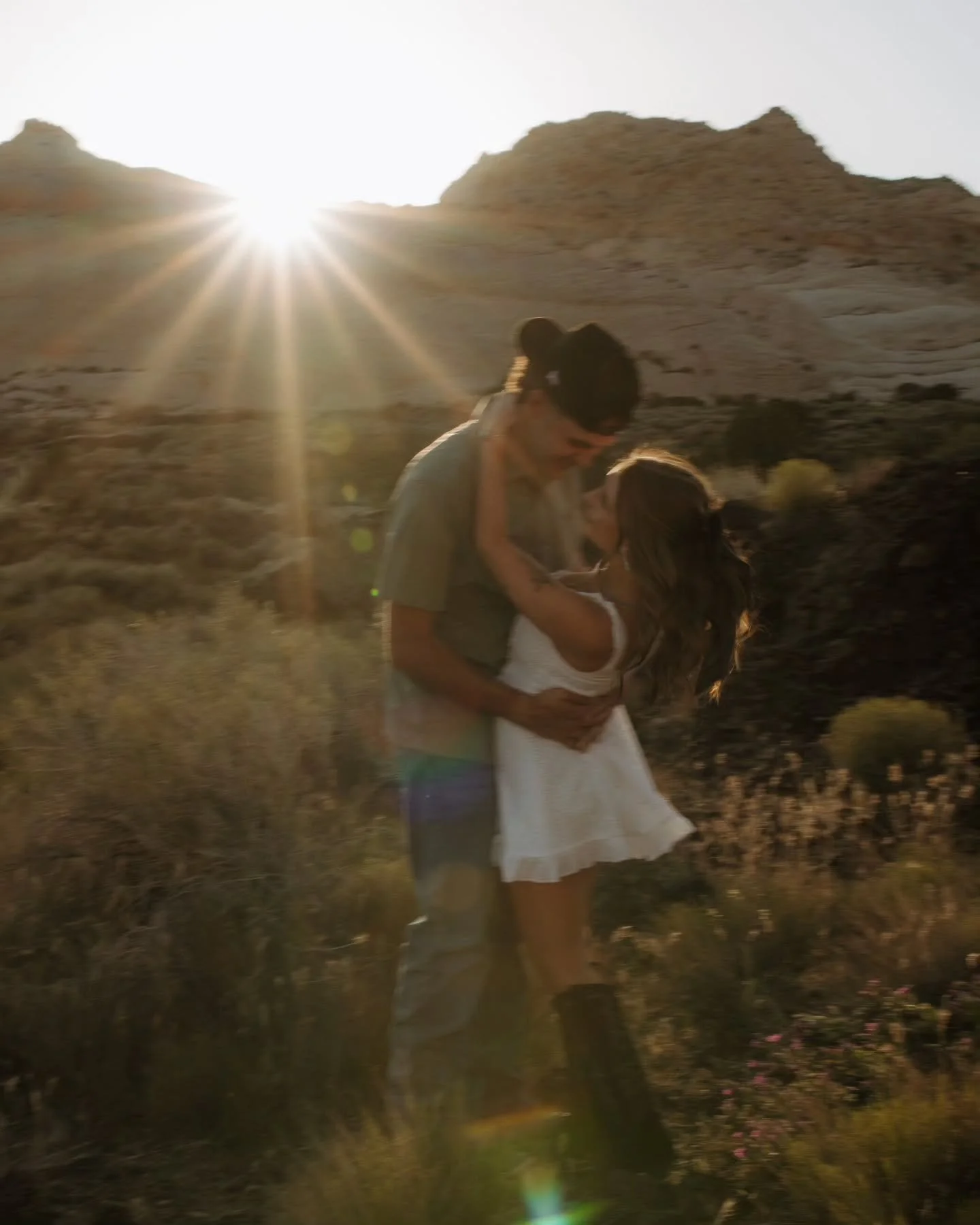 That once in a lifetime kinda love 📸✨️🥹

#WhittneyJeanPhotography #zionweddingphotographer  #zionelopementphotography #redrockcanyonstatepark #valleyoffirestateparkwedding