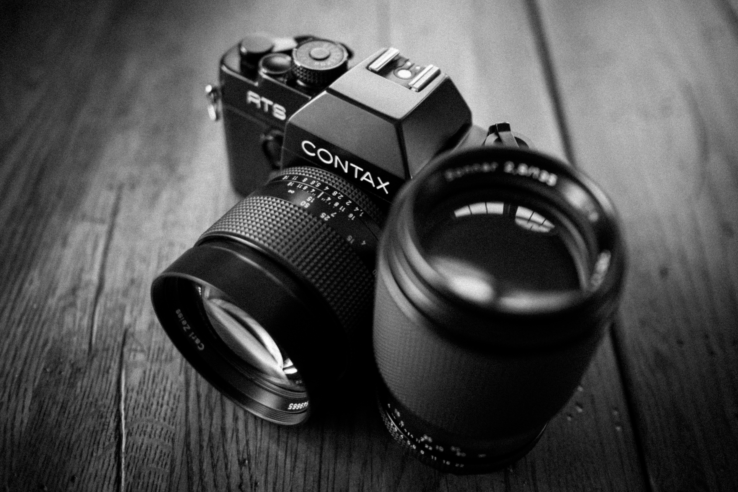 The Contax Yashica Zeiss 85mm 1.4 Planar — JOE D'AGOSTINO