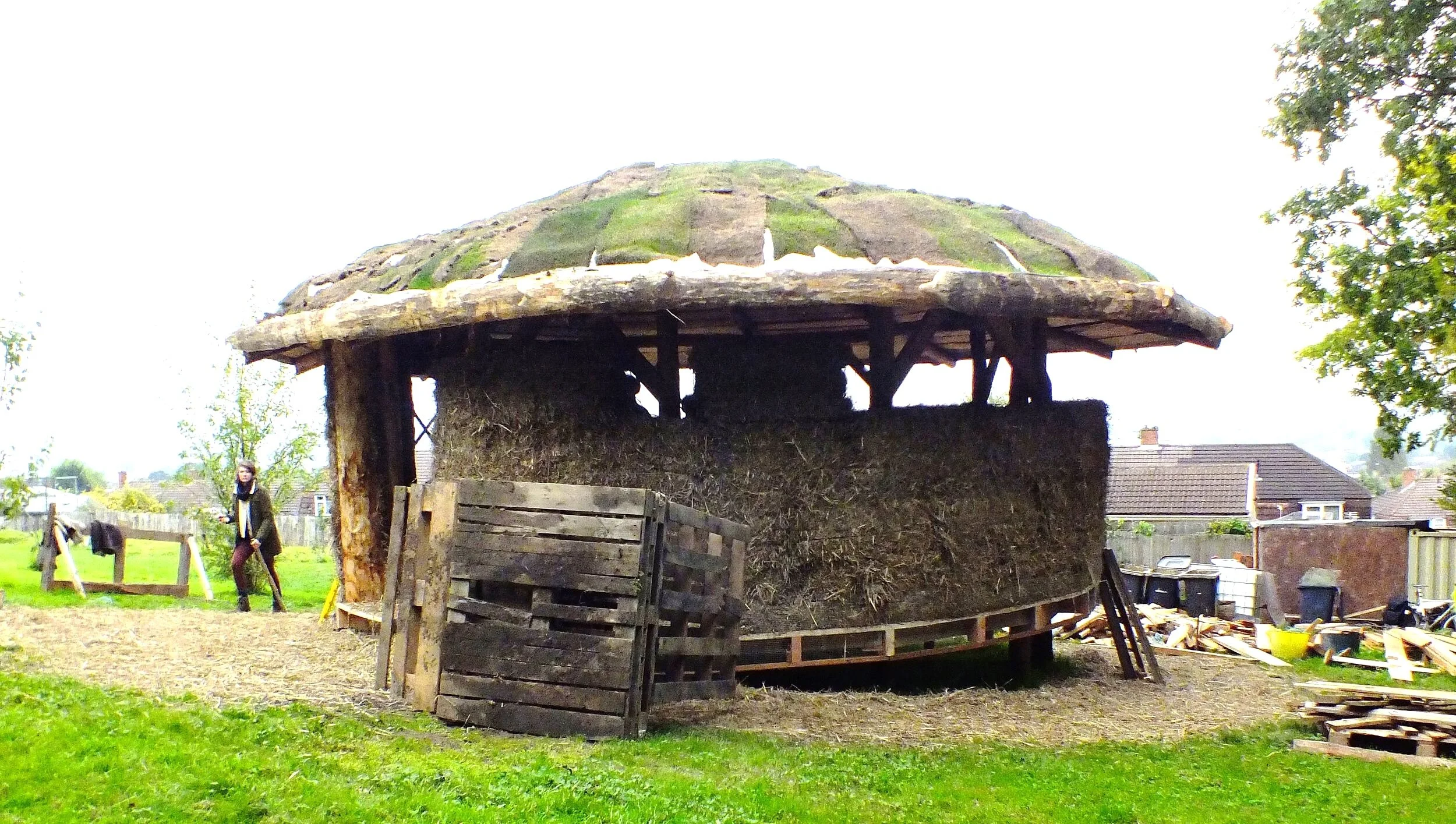 Hartcliffe Roundhouse Build | Bristol :: 2015