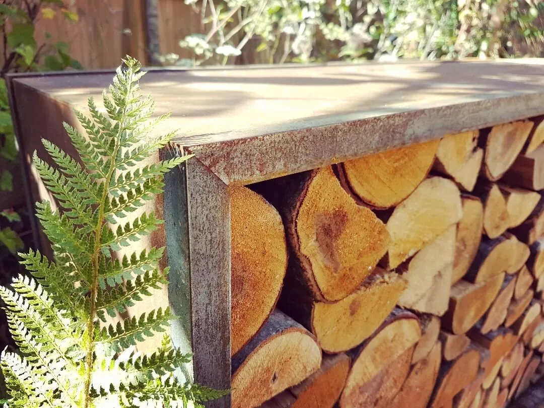 AN ODE TO ARC MAKERS....
.
We often like to make life as difficult as possible by creating bespoke, one of a kind, features in our designs 🙃
.
Half of what we have produced in recent years wouldn't have been possible without the dedication and ingen