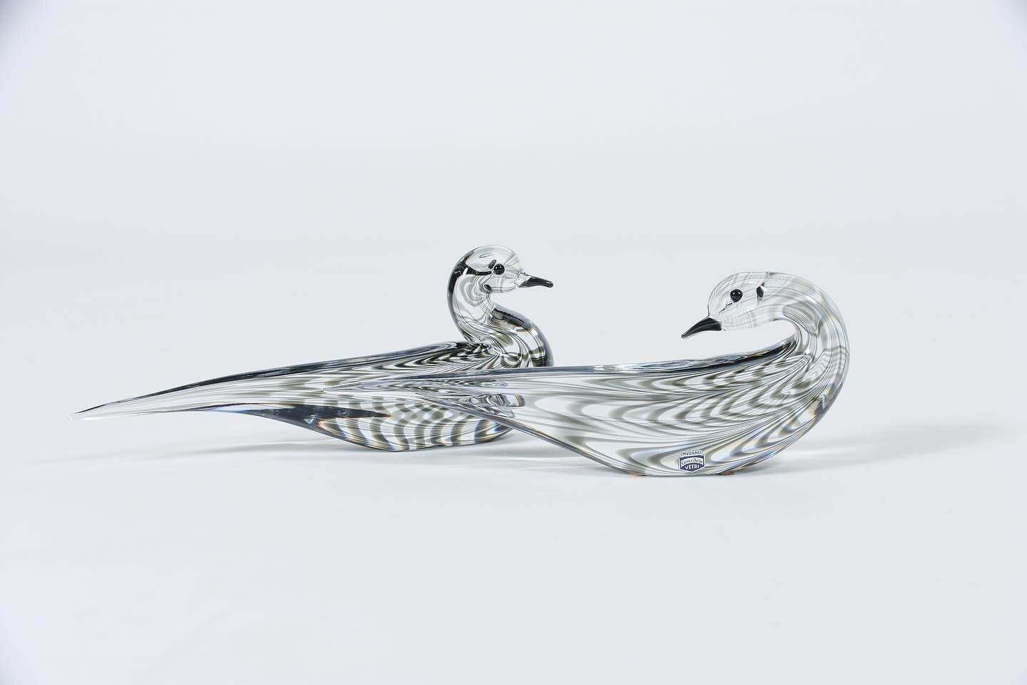 Gino Cenedese Murano Venetian doves.
 
Photo: @tryst.red 
.
.
.
.
.
.
.
#art #design #designer #glassdoves #murano #muranodoves #midcentury #ginocenedese #blockauctionhouse #auctionhouse #auction #muranoglass  #glassart #ferndale #birmingham #royaloa