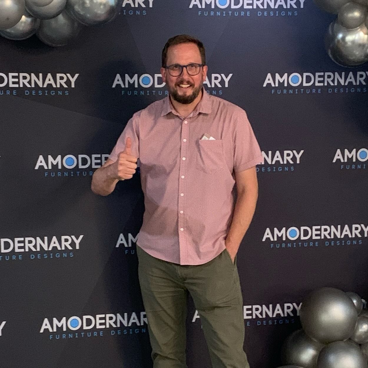We are ecstatic to see @amodernary in their brand spanking new showroom in Charlotte - if you need high-end, modern furnishings, you GOT to stop by! Time to live in style! We had a blast during the opening! Thank you @mr.amodernary and @tiffany_at_af
