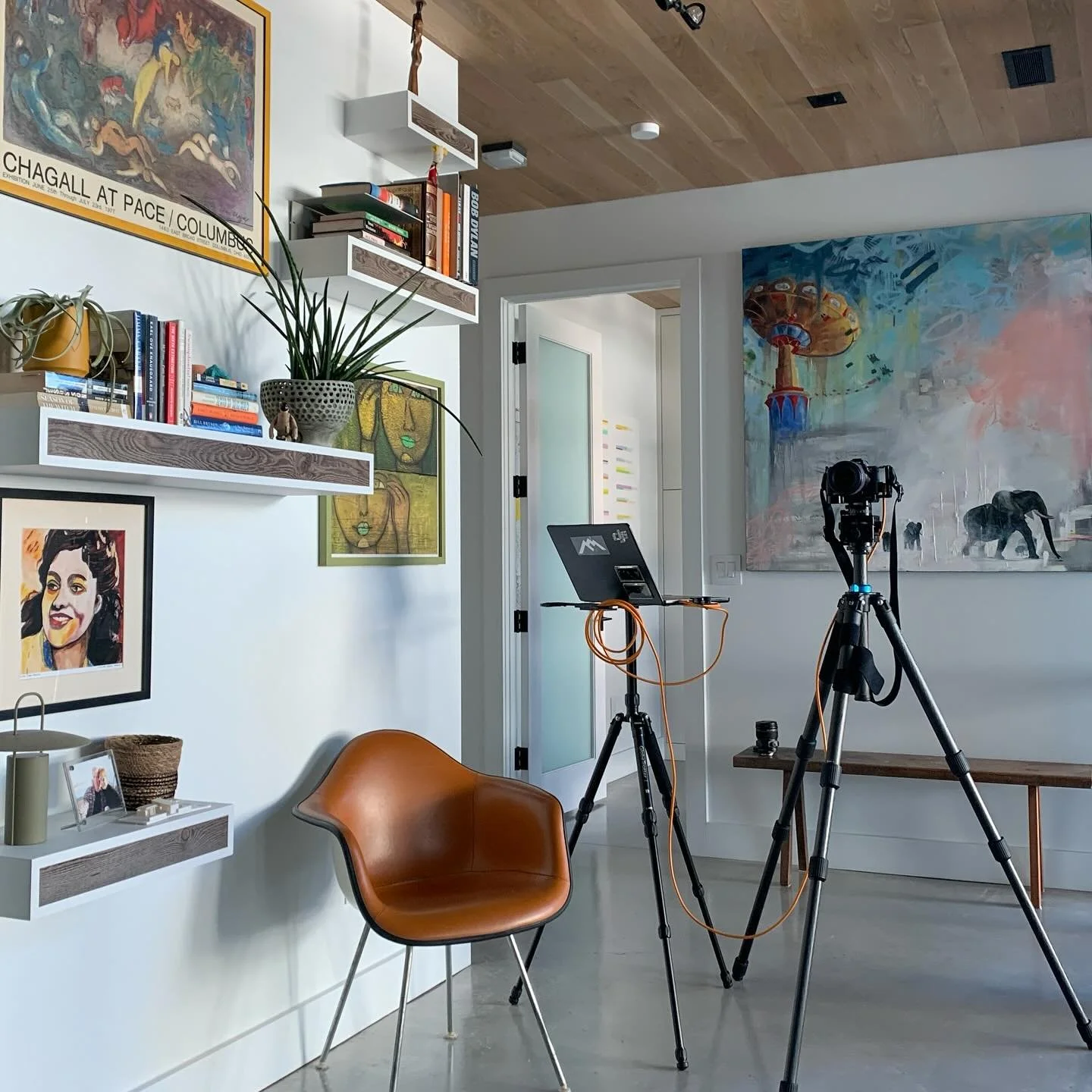 It was exciting to see our Cohen Residence being professionally captured by @jrdnpwrs, Jordan Powers, an expert architectural photographer and videographer. He even sent a drone up into the heavens.
We can&rsquo;t wait to see this gorgeous home publi