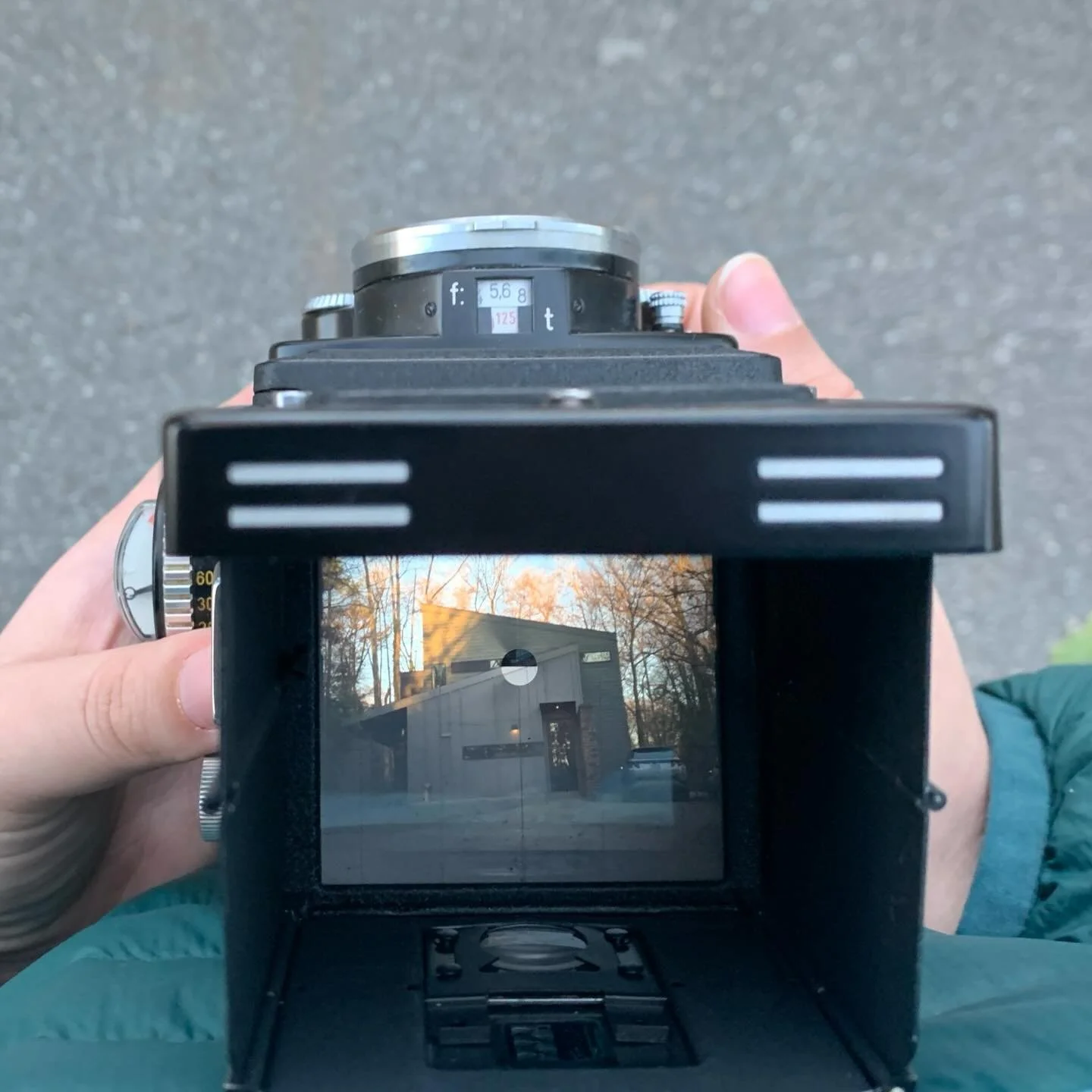 This is how our work looks like through the viewfinder of a 50 year old Rolleiflex that the grandfather of Toby&lsquo;s daughter, professional photographer marvel Lena Witte (@lena.h.witte), gave to her. Her &ldquo;Opa&rdquo; took pictures with the v