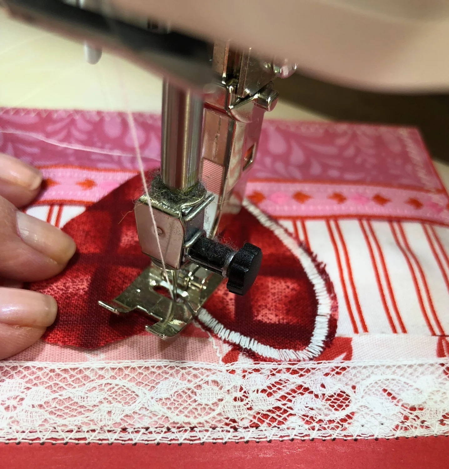 machine-satin-stiching-on-paper.jpg