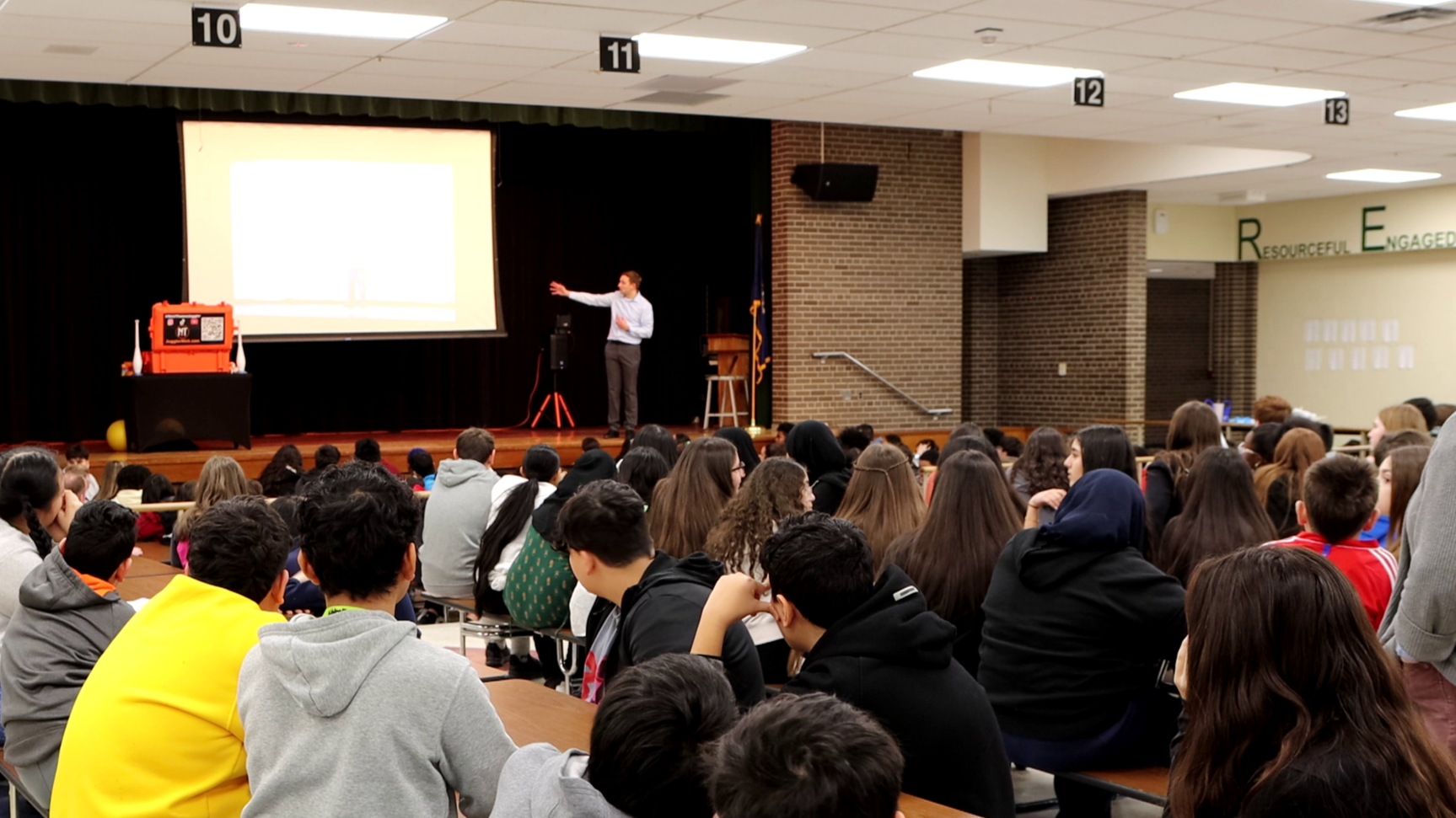 How To Find The Top Youth Speakers For Your School Assembly