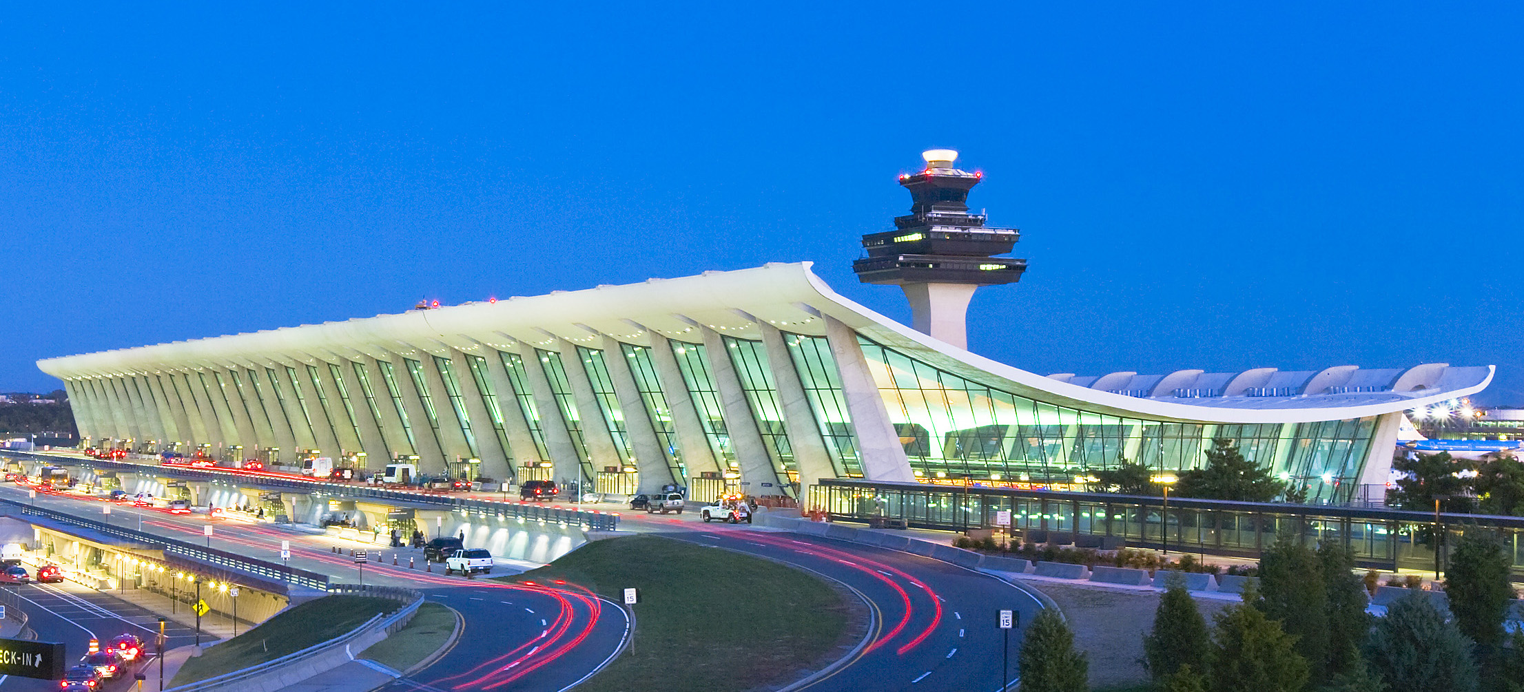 Washington Dulles Airport mwaa image.jpg