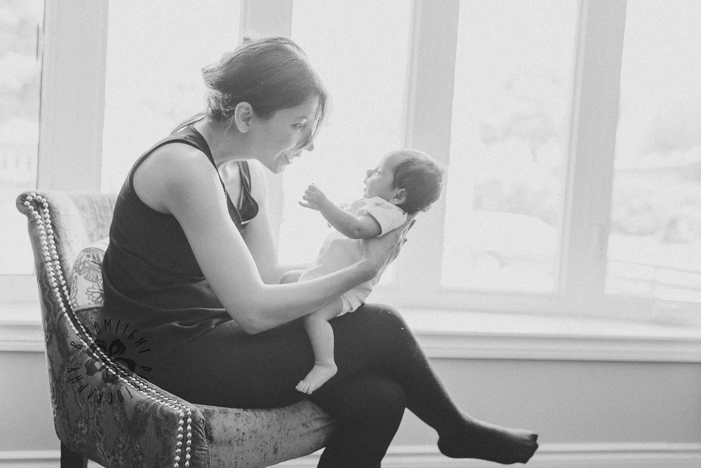 Toronto-lifestyle-in-home-newborn-and-family-photographer (5).jpg