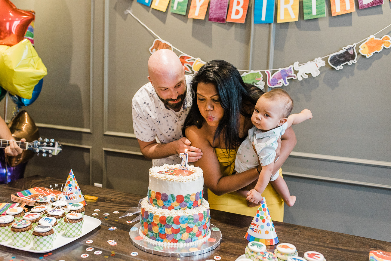 First-baby-boy-birthday-party- family-picture.jpg
