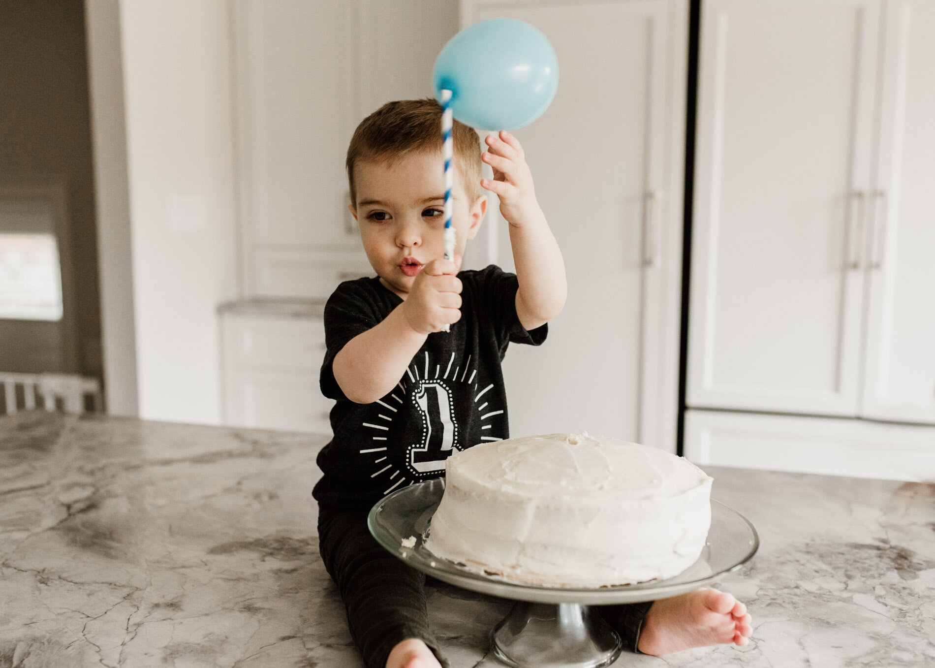 first-birthday-cake-smash-Toronto-photographer.JPG