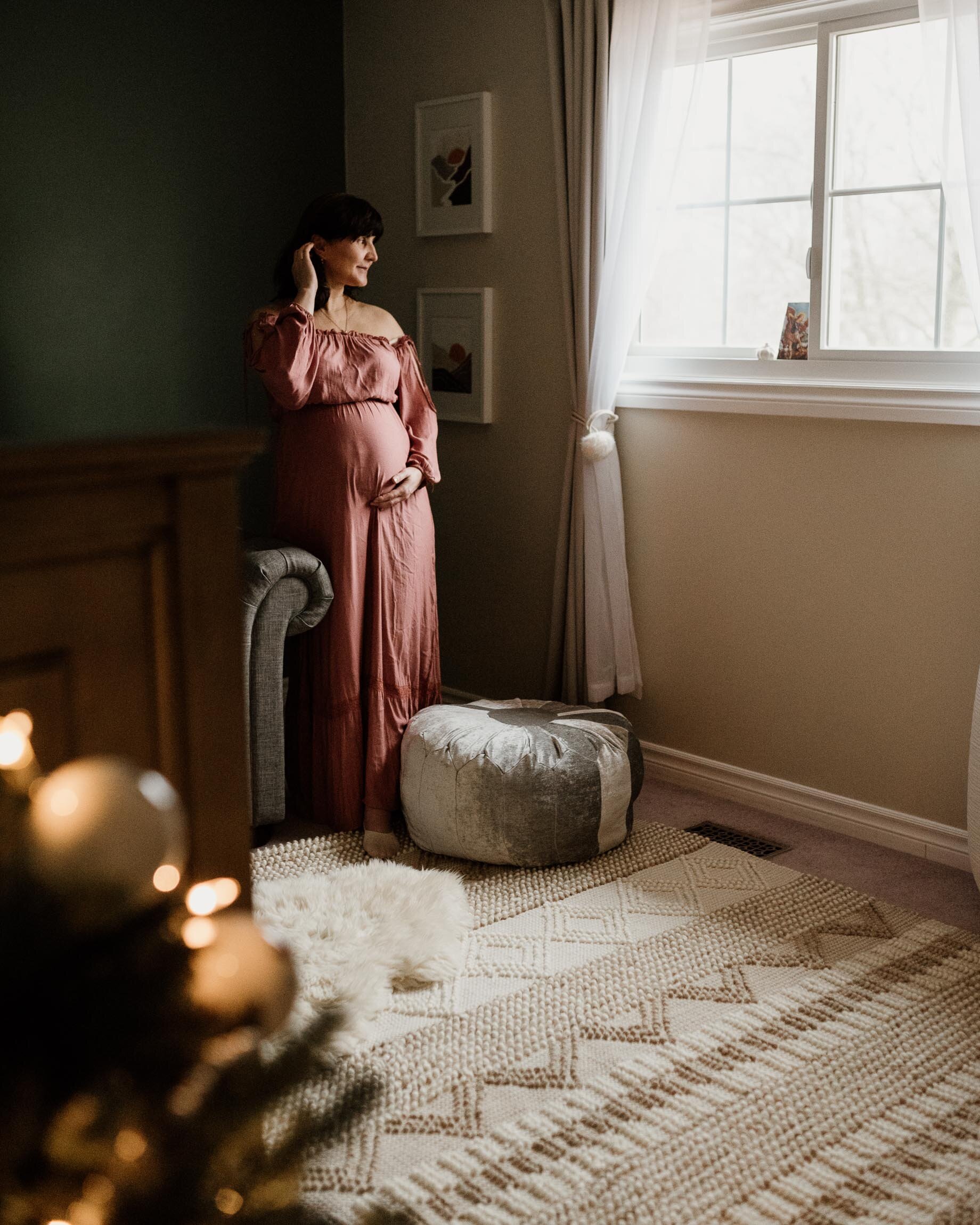 beautiful-mom-in-baby-nursery-pregnancy-photo-lifestyle-Whitby.JPG