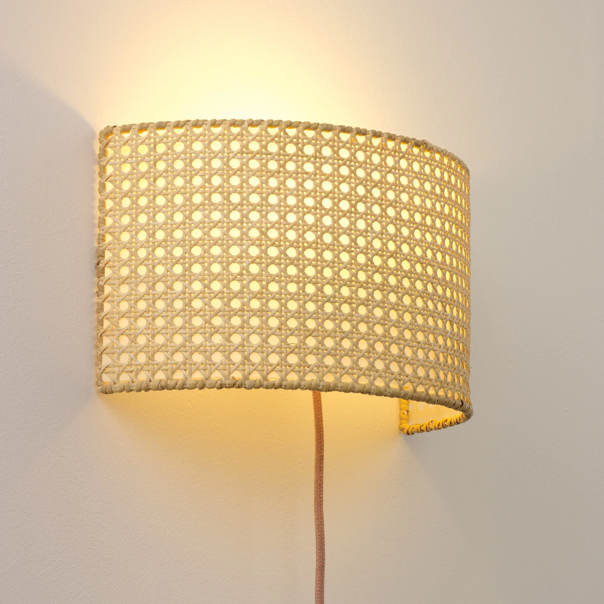 sparkandbell140300.jpg