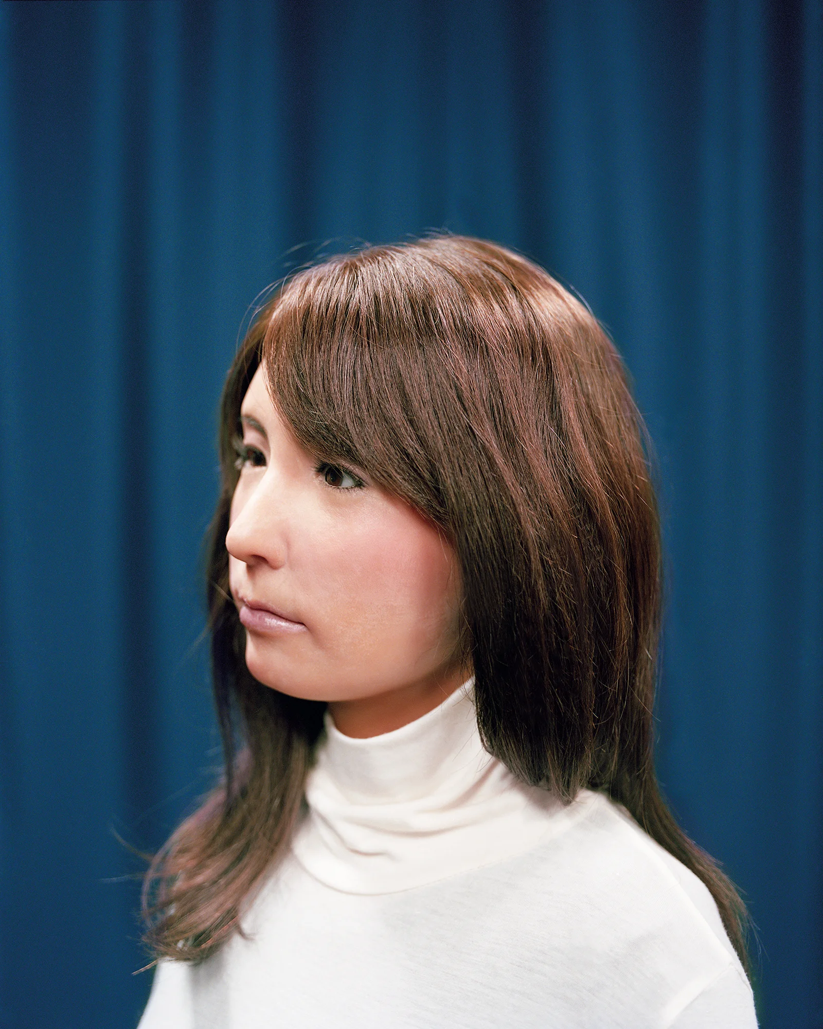 Geminoid-F, 2015 Hiroshi Ishiguro Laboratories, ATR 48 x 36 inches (122 x 91.5cm) lambda print on aluminium