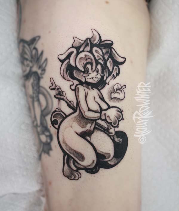 35 - TanukiGirlPinup.jpg