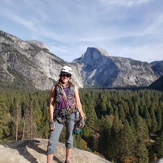 Join us tomorrow at 4pm PST on IG live for another happy hour with @wanderingsole_kelly as she talks about what to pack and how to mark your gear for a multi pitch climbing day. She&rsquo;ll get into specific tips and tricks for female climbers and a