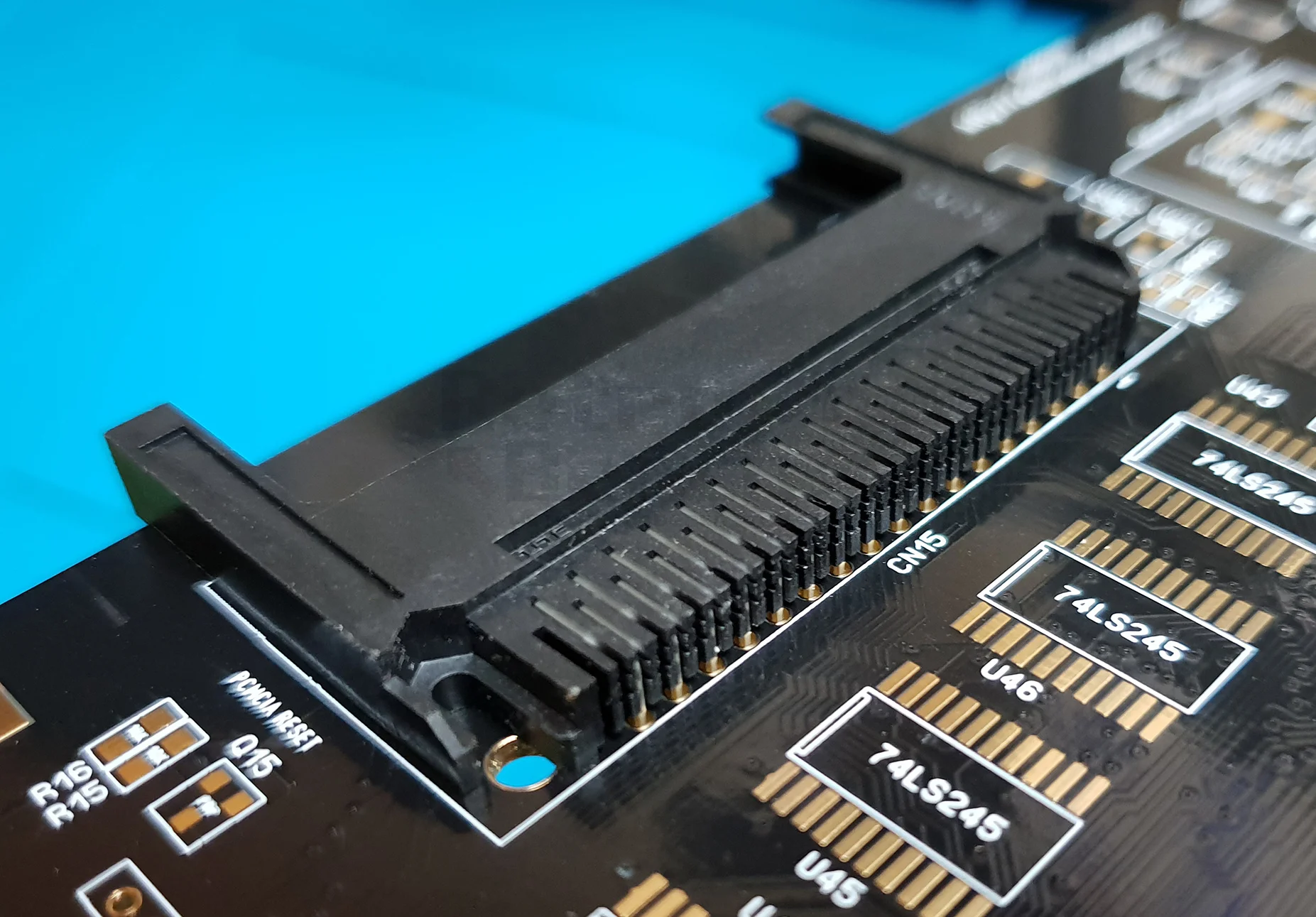 PCMCIA_socket_fitted.jpg