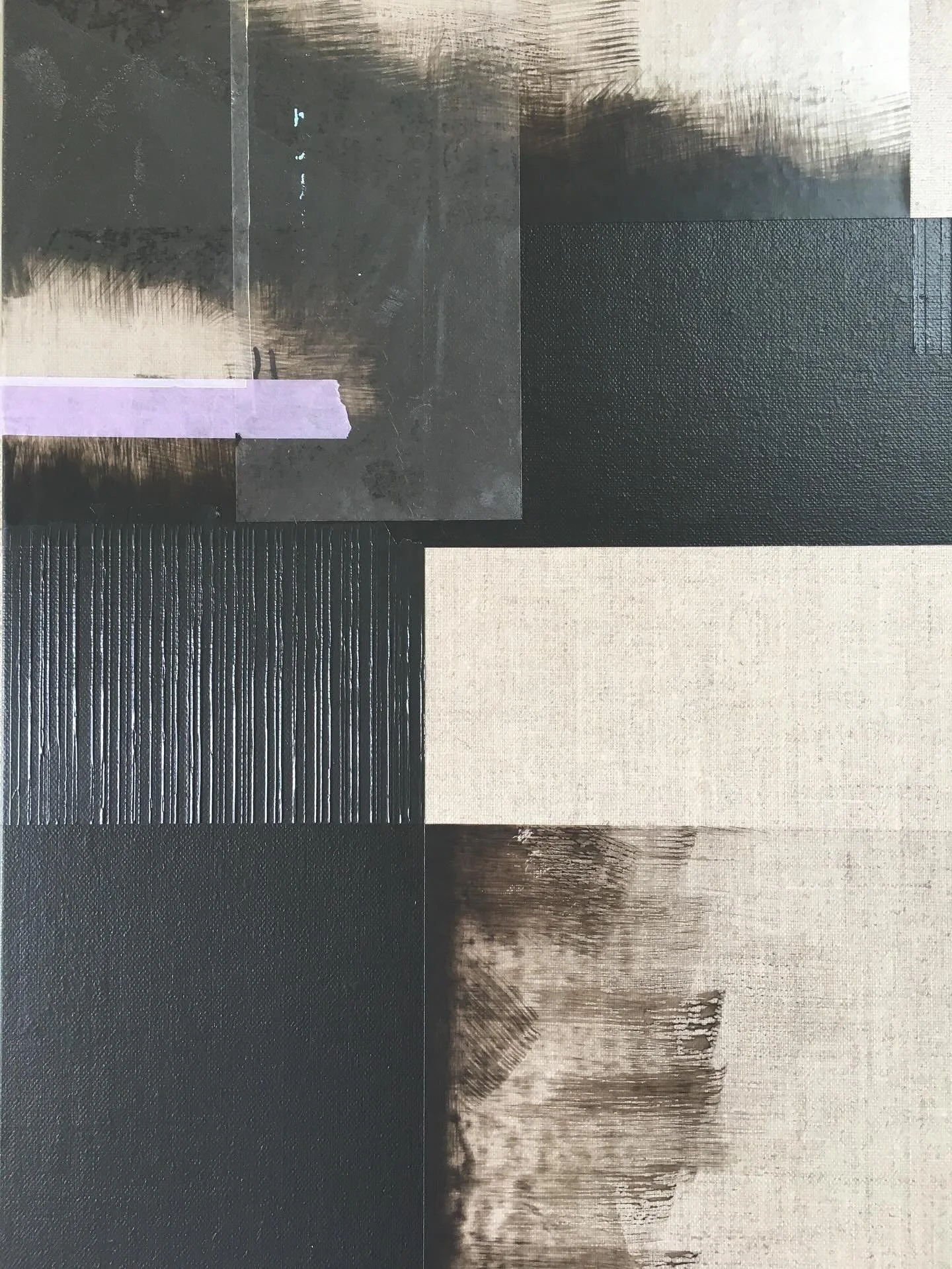 An old work-in-progress shot. I couldn&rsquo;t help notice the similarities between this and the photo in the last post (of &lsquo;found art&rdquo;).

#texture  #inthestudio  #inmystudio  #wip  #workinprogress  #process