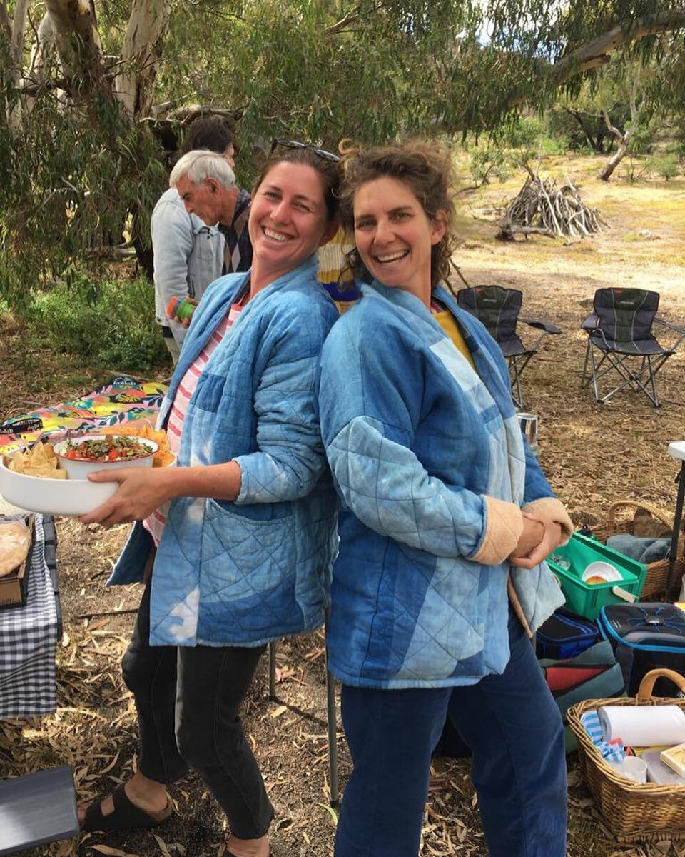 Two of my favorite people @arizonanative and @thesalvageyard twinning in their Tabitha Jackets at a family reunion in Australia. Life has a way of happening and production has been slower than expected these days but if this past year has taught me a