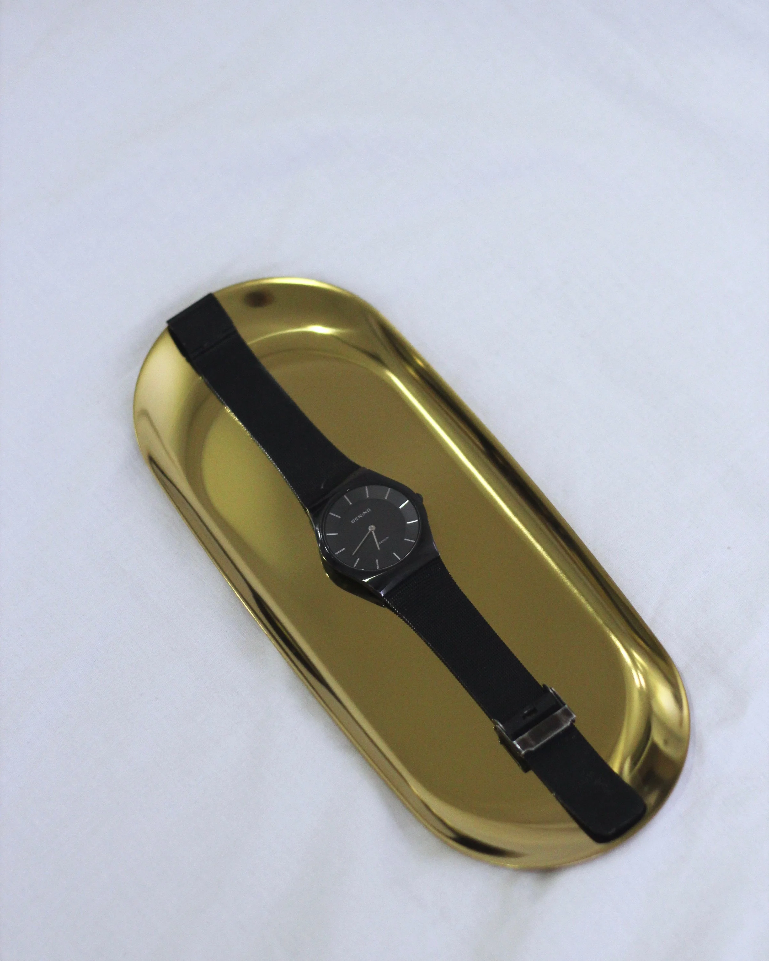 Oval Steel Tray - Gold 3.jpg