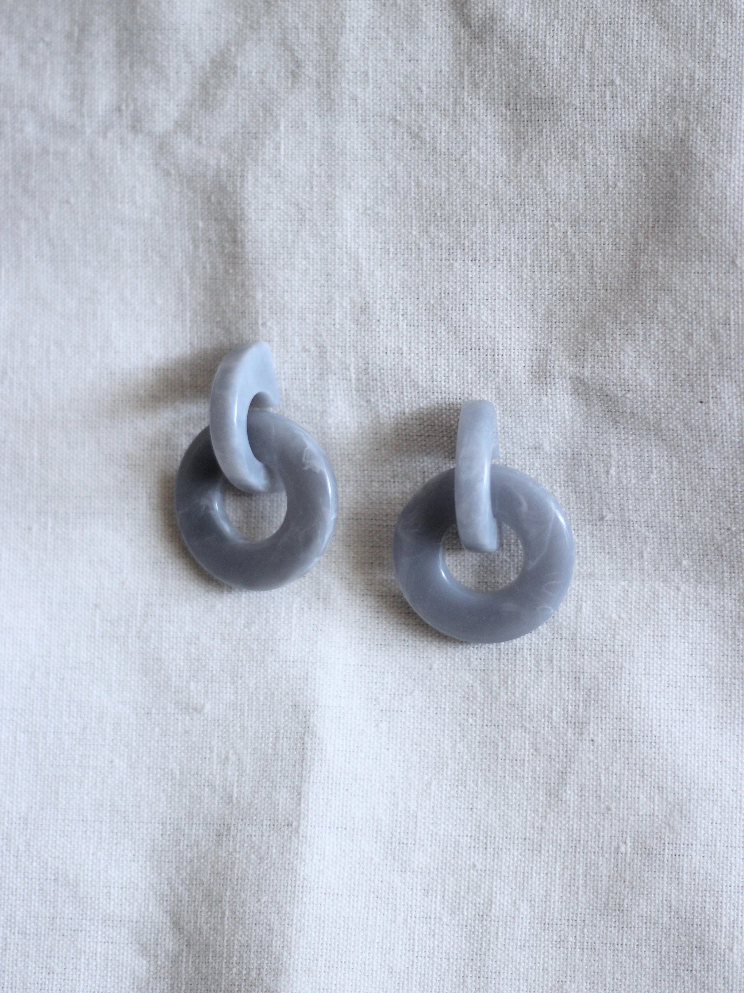 Jan 2019_Loop & Hoop_Grey_$25 (2).jpeg