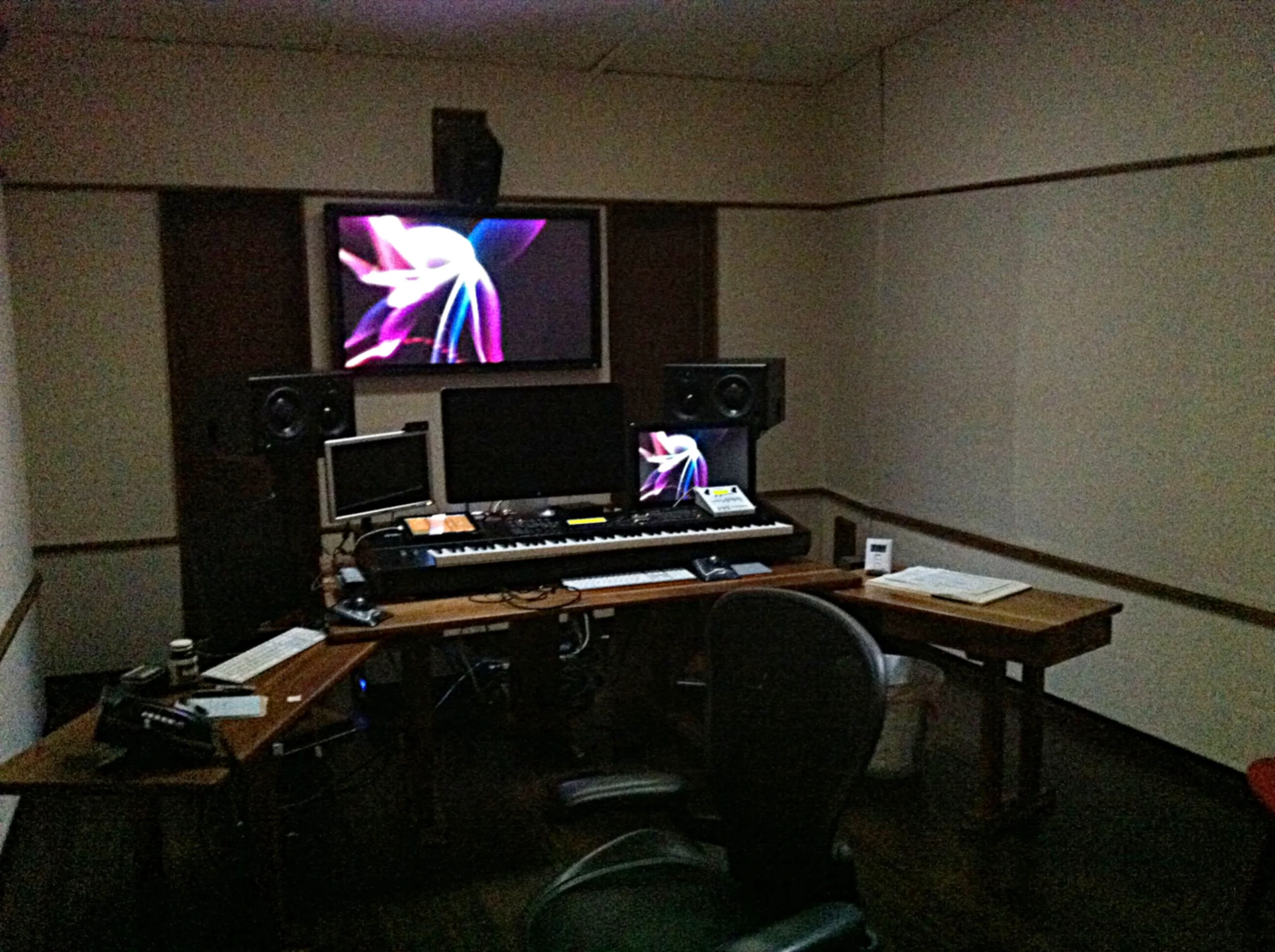 Hyperion Sound-Deluxe Suite B