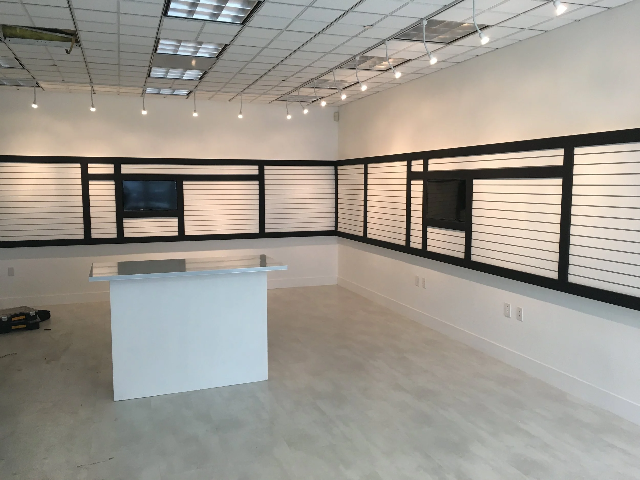 Madame Madeline-Showroom