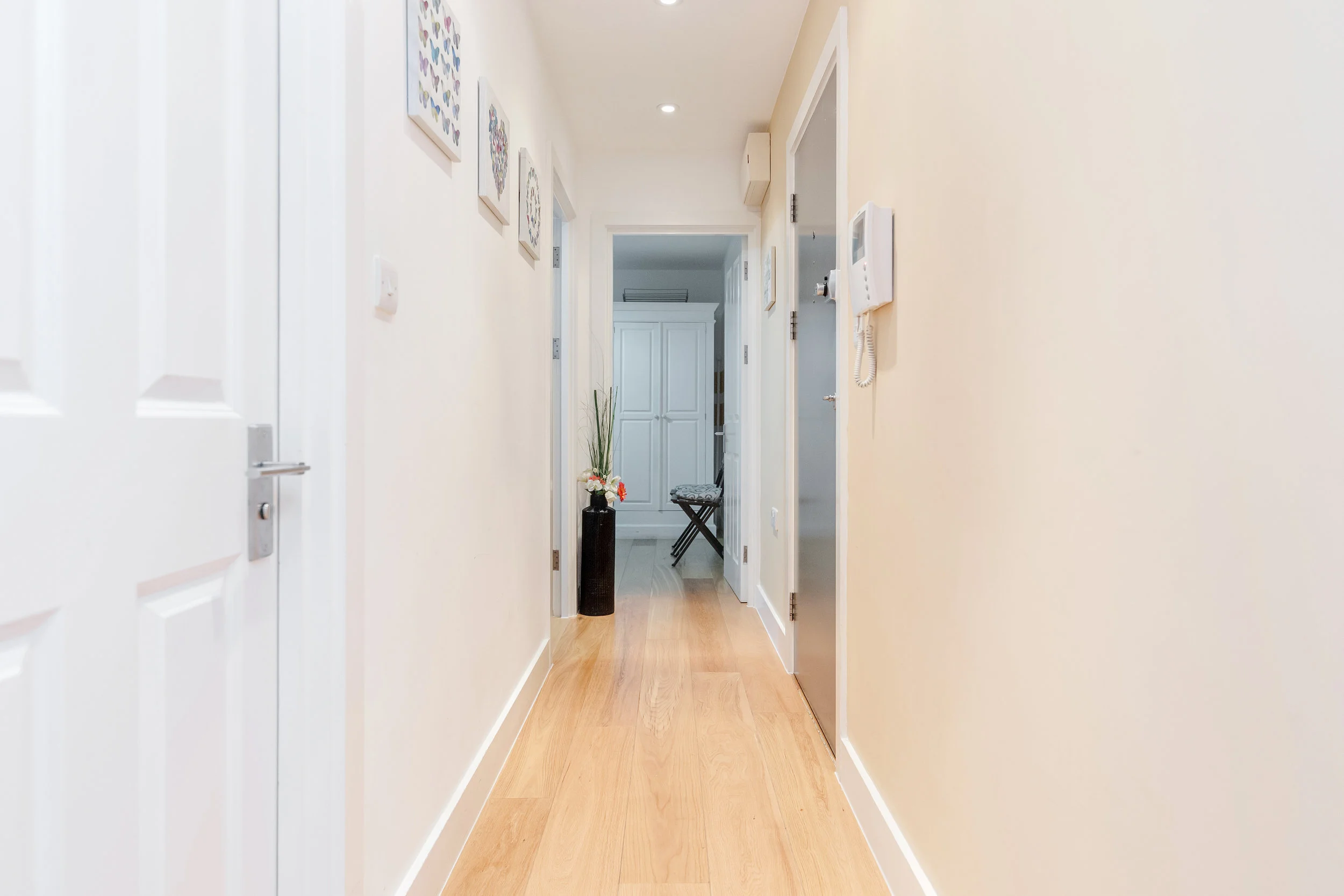 MyStay SE1 SW9 26-11-17 EEXP A7-4.jpg