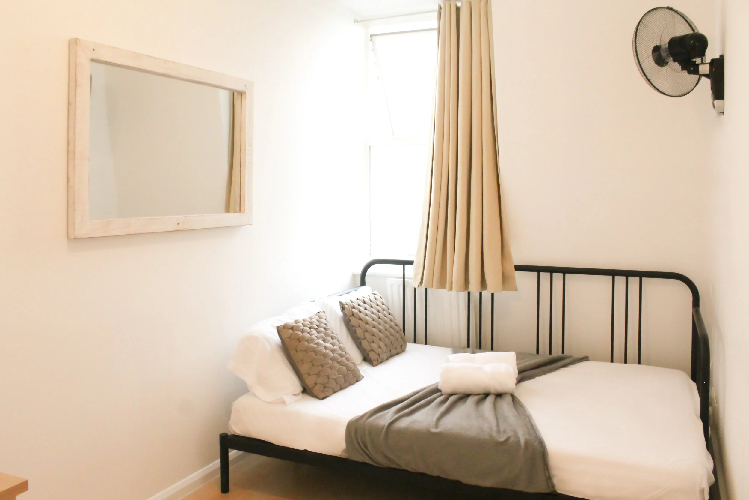 cama2clapham4.jpg