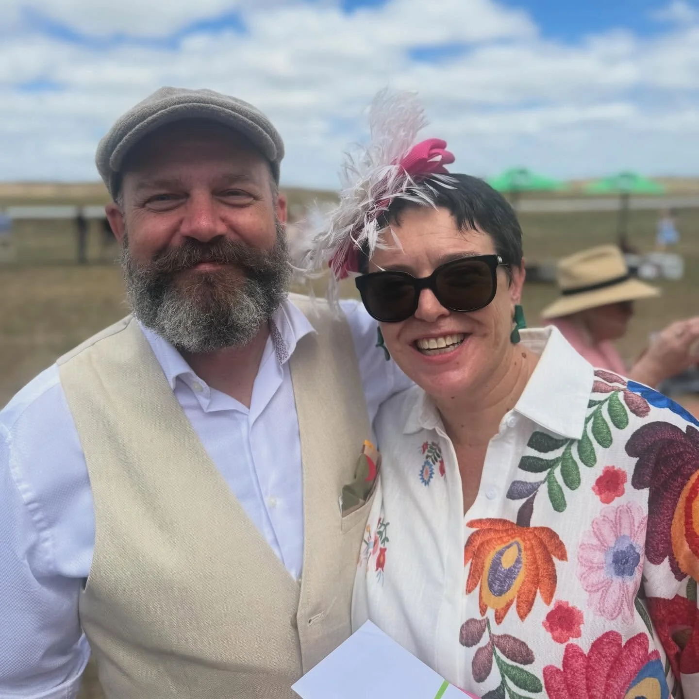 Happy Birthday Carbine and Chelsea 🐴🌸@ Yass Spring Races  @tonydsteel @carbineartist @byrdeined @amyzalphabet