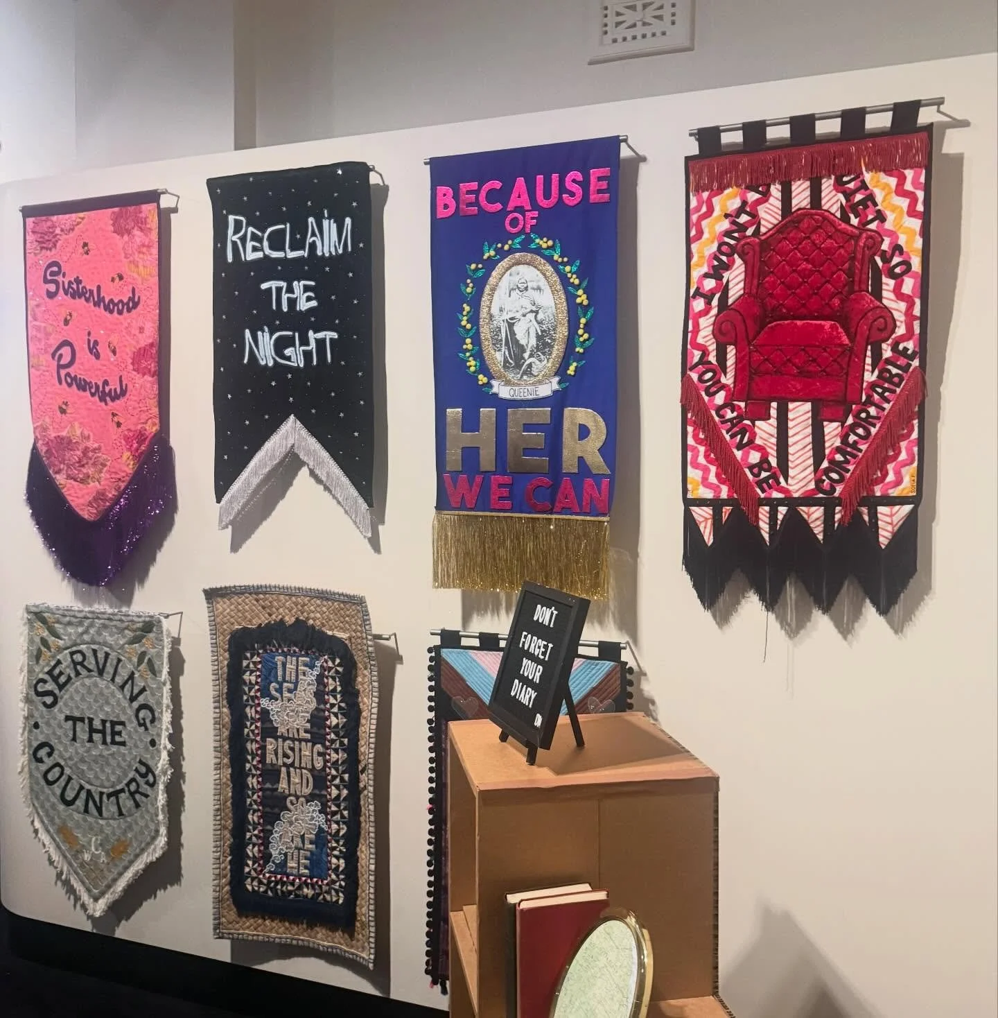 @talfitzpatrick @oldparliamenthouse. The best of Craftivism 💗