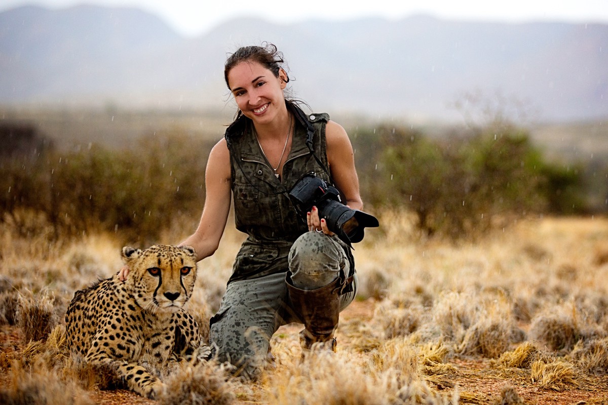 Дикие удовольствия. Фотограф из Южной Африки Шеннон Брэнсон Shannon Benso. Шеннон вилд фотограф. Смелая женщина. Фотосессия с дикими животными.