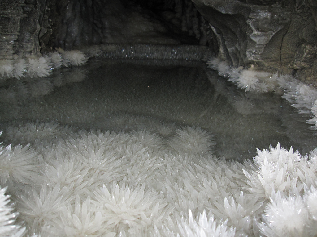 nettlebed cave