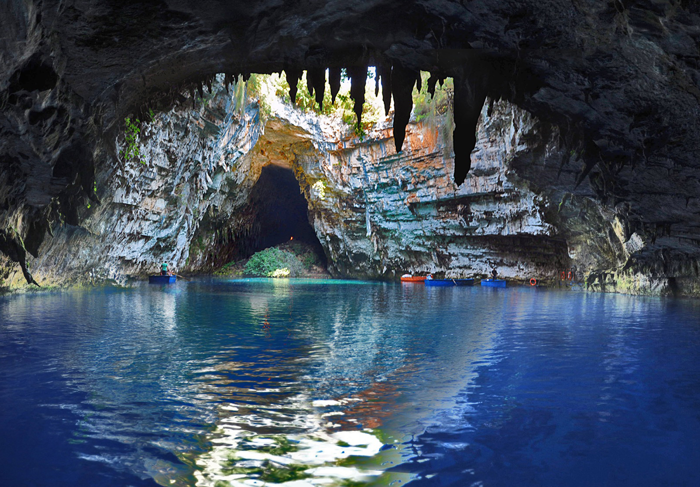 萨米洞穴，希腊