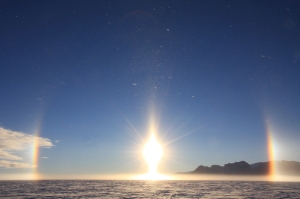 南极洲的寒冷 干燥 稀薄的空气让那里长期都可以看见这番景象