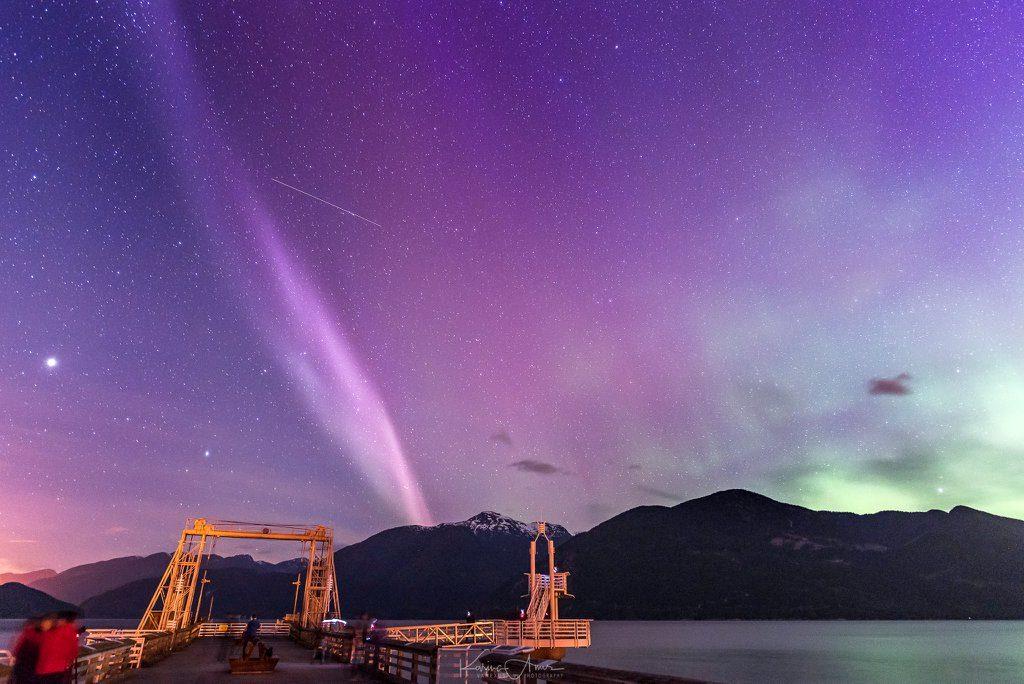  2016年5月8日在t斯阔米什公园   原网址:https://www.canadiangeographic.ca/article/meet-aurora-chaser-who-named-atmospheric-phenomenon-steve 
