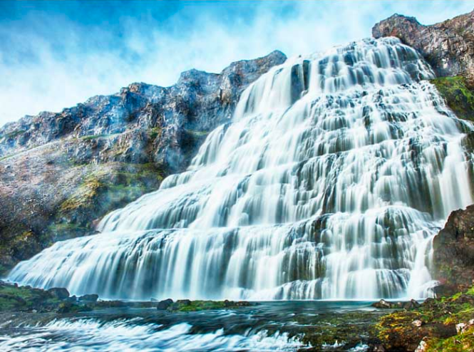  原网址：https://www.avenlylanetravel.com/the-15-best-waterfalls-in-iceland/    