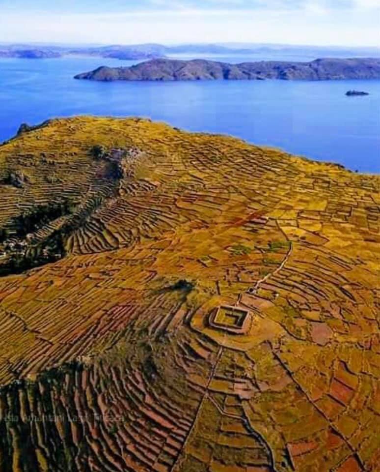 Amantani Island, Lake Titicaca.jpg